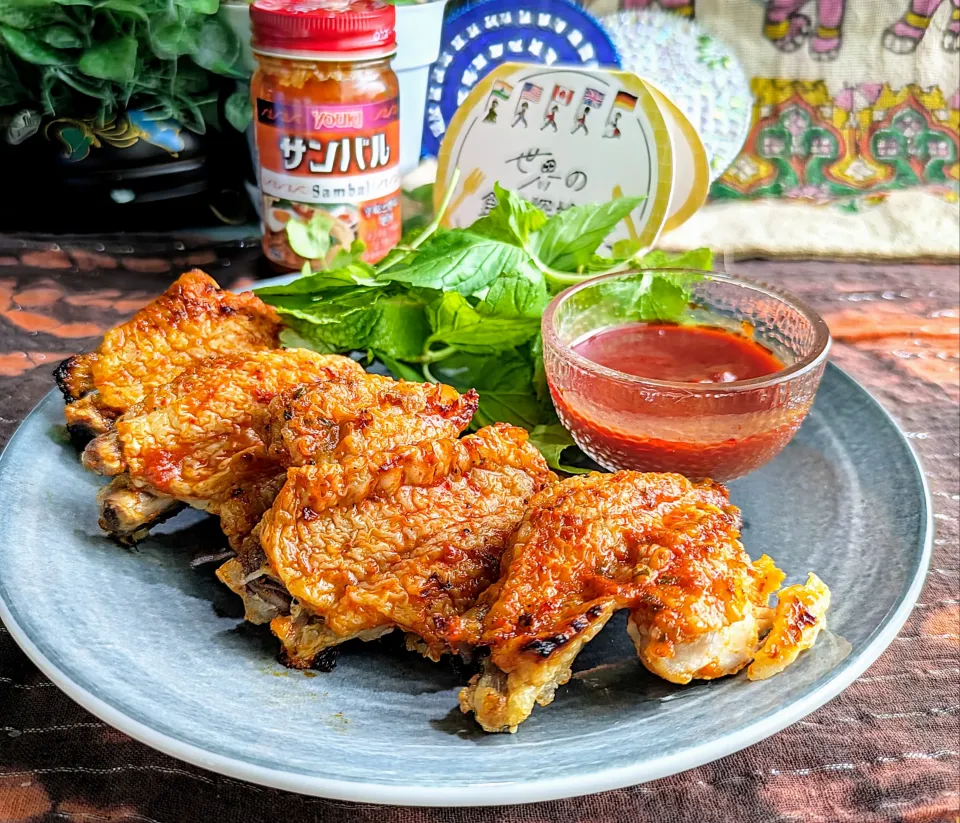 🌏『世界 の食卓探検隊』🇮🇩インドネシア料理
【🇮🇩アヤムゴレン （スパイシーフライドチキン）】|ayaさん