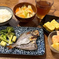 休日の普通の朝ごはん| Riccaさん