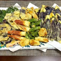 天麩羅　盛り合わせ|ヒロミ🏝🏝🏝🌺🏄🌊🐬🏄‍♀️🏄‍♂️🍹🐠👙🌺さん