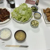 晩御飯☆唐揚げ☆うなぎの蒲焼き☆甘酢漬け三種☆みそ汁（じゃが芋・玉葱）☆レタス| Saharaさん