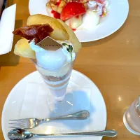 桃パフェ&桃クレープ@キハチカフェ|satoring♡さん