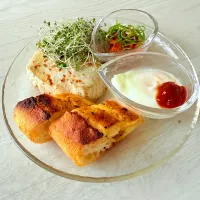 ガーリックトーストとつぶみそサメステーキ