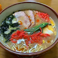 マルちゃん正麺🍜、豚骨醤油味❗️(^｡^)✨|サソリさん
