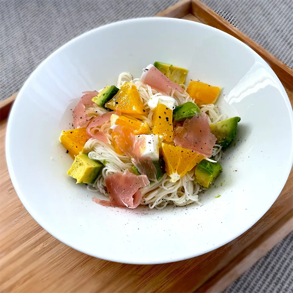 オレンジとアボカドの冷製そうめん|ふうりんさん