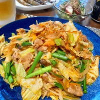豚キムチ野菜炒め～✴️|びせんさん