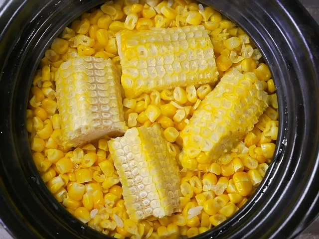 夏が来た✨とうもろこしご飯👍😺甘くて香り良くてめちゃウマ〜✨🎉😆|深夜特急fさん
