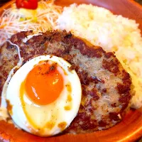 目玉焼きハンバーグ|あるじさん