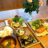 サーモンカツ　大根サラダ　ナスと豚肉と大葉のおひたし　酒粕味噌汁|izunさん