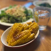 7/22の夕食　とうもろこしのバター焼き|yoneさん