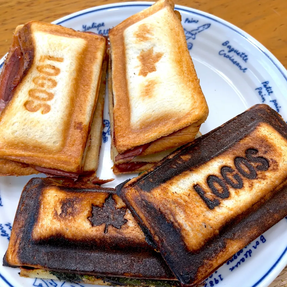 ホットサンド(照焼チキン&チーズ,ボローニャハム&シーチキン&チーズ)|pranzoさん