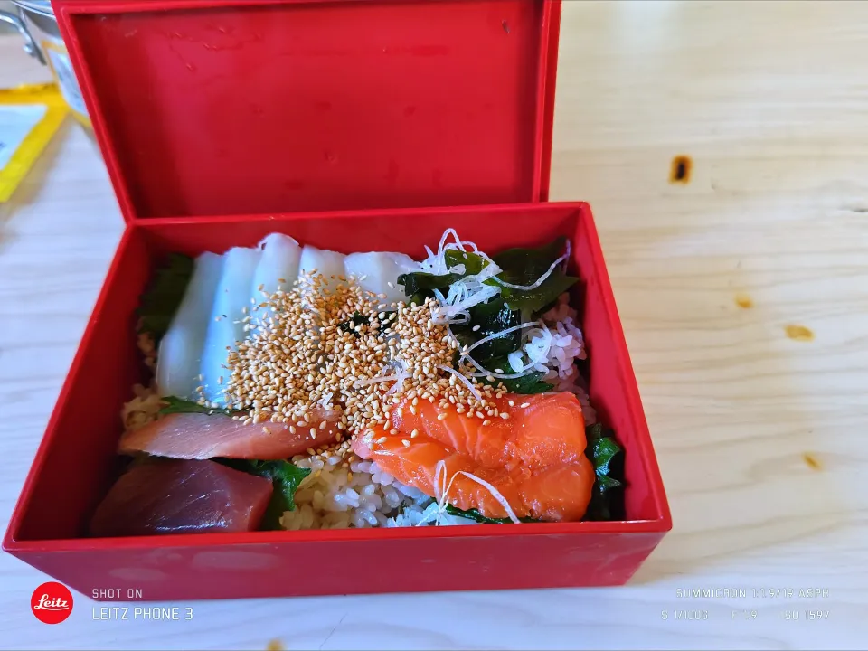 2025/07/21食事メニューは「海の日」因んで海鮮重|Tarou  Masayukiさん