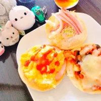 イングリッシュマフィン（ハム卵、コールスロー、トマトチーズ）|サトリさん