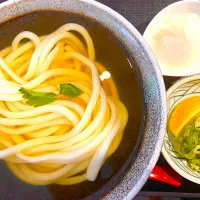 リモートワークのおひとり様ランチ🥢温玉冷かけうどん|KANAさん