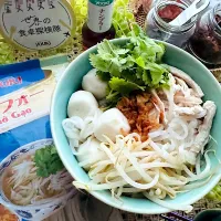 茹で鷄入りフォー・ガー 鶏の汁麺|🌺🌺Foodie🌺🌺さん