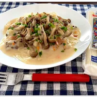 外は熱熱大暑だけどお家🏠は冷え冷え大寒👀きのこ🍄‍🟫盛りだくさんクリームパスタ🍝で整います♪|ワイントンさん