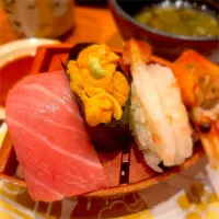 大トロ、うに、ボタンエビの三点盛り|Hiro Yanさん