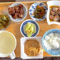 朝食いわしの味噌煮、茄子の煮浸し。納豆。牛肉の時雨に|りょうさん