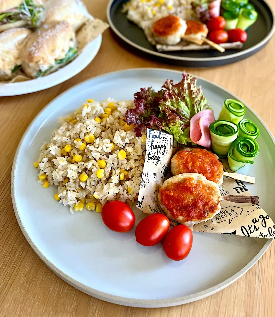 置き弁ランチ　ペッパーライス&鶏つくね🍅|kaeさん