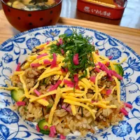 イワシ蒲焼き混ぜごはん🍚|びせんさん