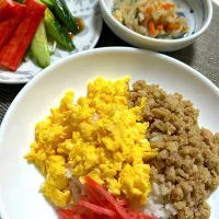 三色丼ならぬ三色皿飯|🍒ふみりん🍒さん