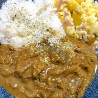 #ジンジャーチキンカレー #いぶりがっこポテサラ|トリさん