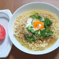 塩ラーメンとトマト|ナナさん