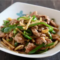 青椒肉絲|マユマユさん