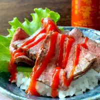 ローストビーフ丼withシラチャー|9421beruさん