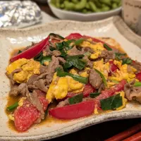 牛肉とトマトのニラ玉オイスターソース炒め！|ちょこさん