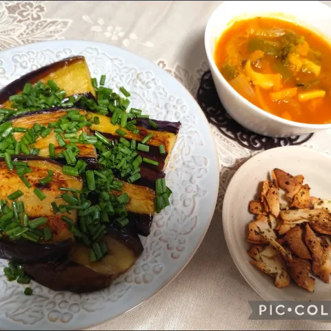 「アンナマンマ　 トマト＆ガーリック」を使ってみたSnapdishの料理・レシピ写真:今日きた生協のと、朝の餃子の皮焼くつまみ風にした夜ごはんの一部