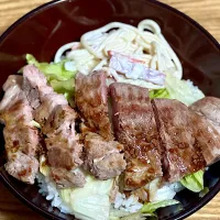 ☆豚ステーキ丼| まぁたんさん