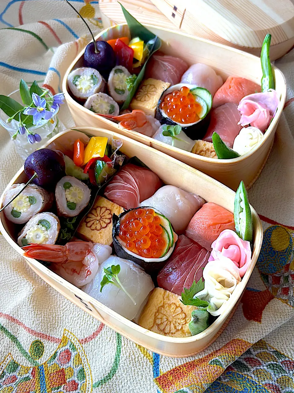 とんちんさんの料理 ふたりのお弁当 ~キューブ手毬寿司|とんちんさん