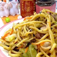 🐧ペンギン2さんの料理 🐧ペンギン2さんの料理 サーチャージャンそうめん😘アジア賞🏆YOUKIさん、から頂いた🦐醬とシラチャーを使って焼きそばグー👌です😘|🐧ペンギン2さん