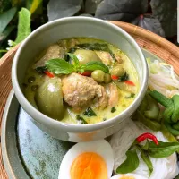 Thai Green Curry w/ Chicken aka Gaeng Kiew Waan Gai 🐔🥘💚🤤|An'leeさん