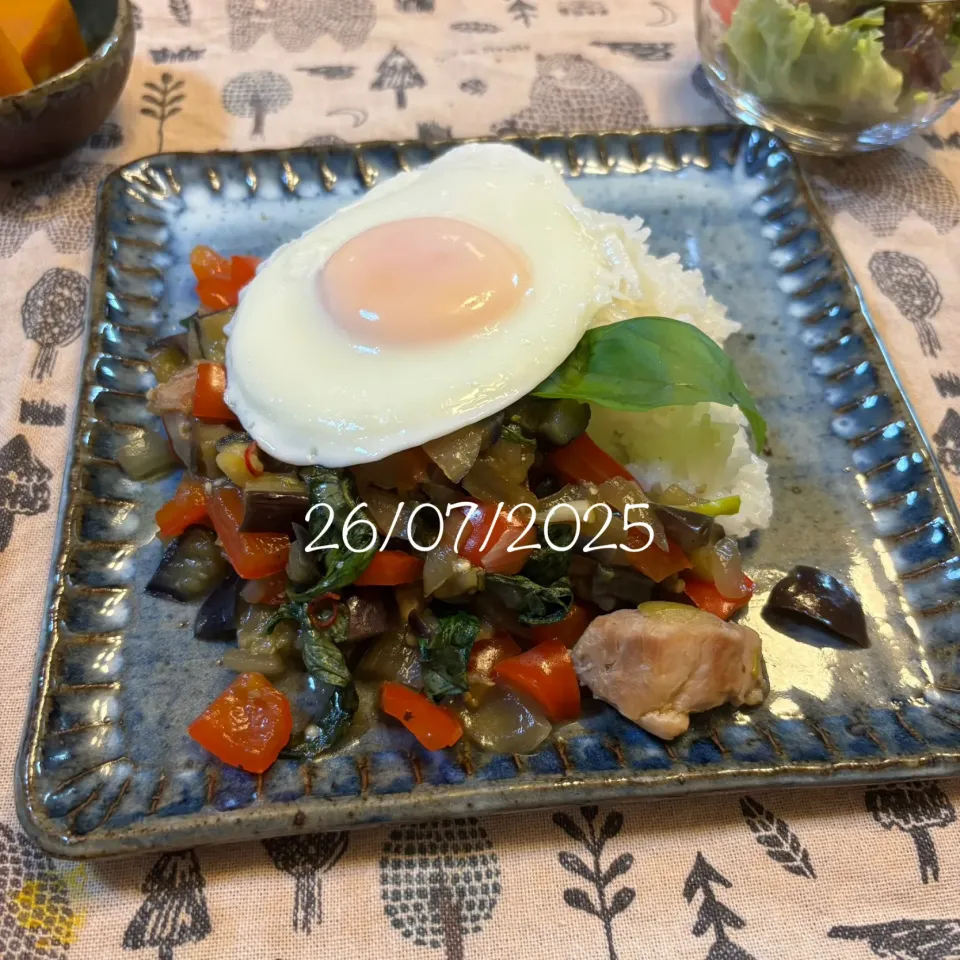 ガパオライス|友さん