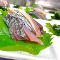 鹿児島双剣鯖のしめ鯖は粉末黒砂糖で道開く|shikaさん