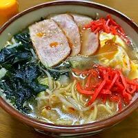 マルちゃん正麺🍜、豚骨醤油味❗️(^_^)✨