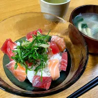 ＊薬味たっぷりお刺身丼＊|＊抹茶＊さん