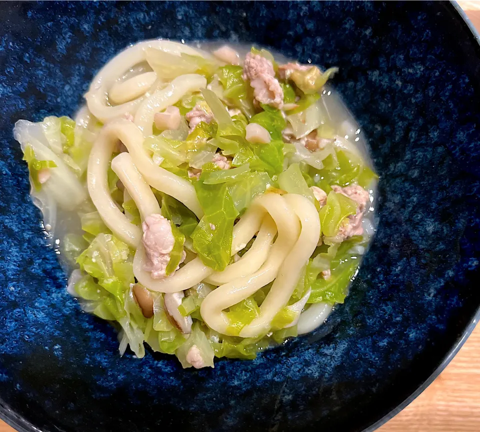 豚肉とキャベツの塩麹うどん|茶茶茶さん