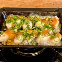 「鋳鉄プレートde晩酌スタート」
卓上で ジュージュー焼きながら
晩酌スタート🍺
この 鉄板の厚さが  ホットプレートにない  美味しさを焼き上げる(^^)💦|ばくあんしゃさん
