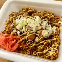 ソーセージベニショねぎ増し焼きそば|deekay71さん