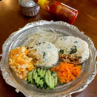 豆腐はんぺんチキンバーク＊シラチャーマヨ| henryさん