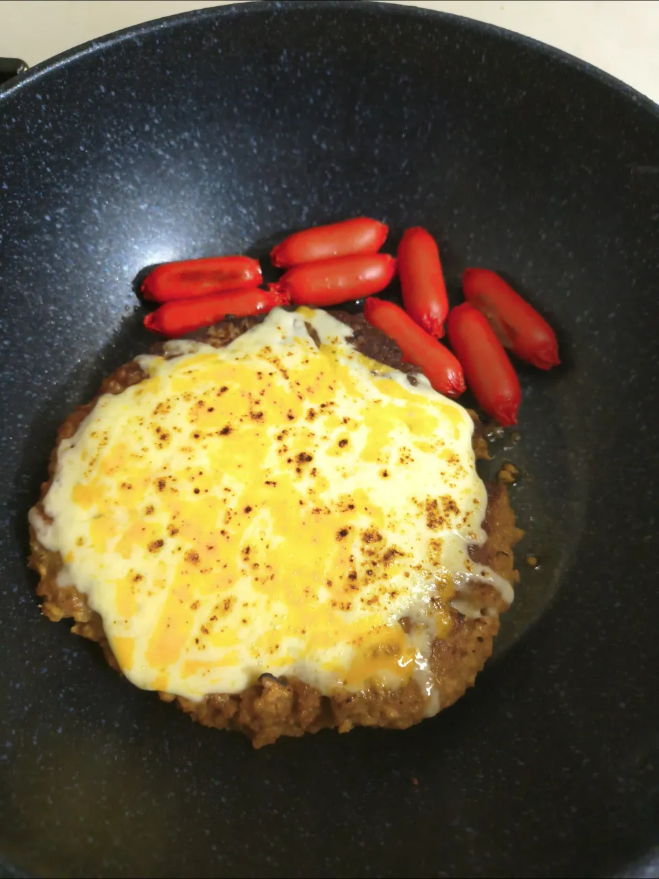 マルコメさんくれた大豆ミートと粒味噌で作ったチーズハンバーグ|時雨さん