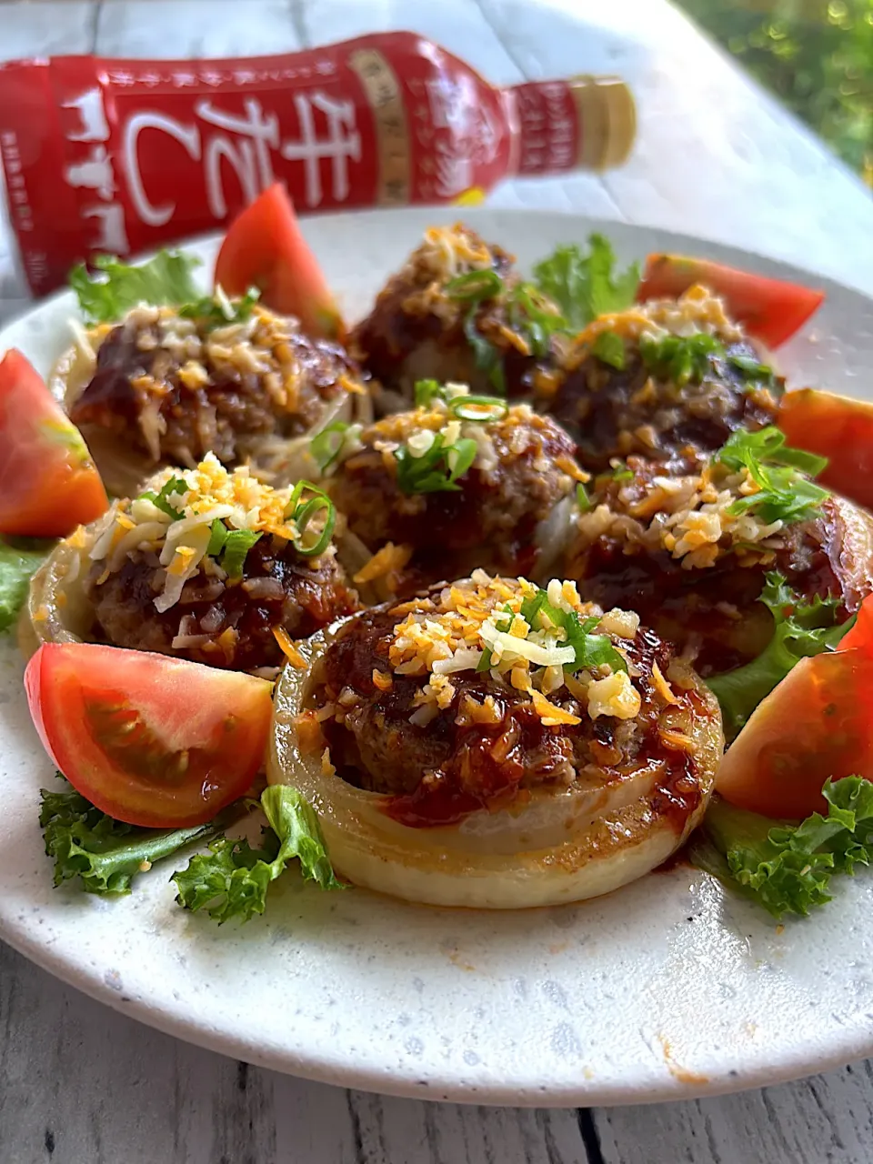 とんちんさんの料理 牛だしハンバーグ玉ねぎ詰め詰め|とんちんさん