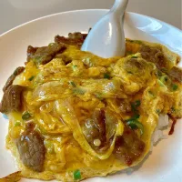 牛肉の卵とじかけごはん🐃🥚|Kojiさん