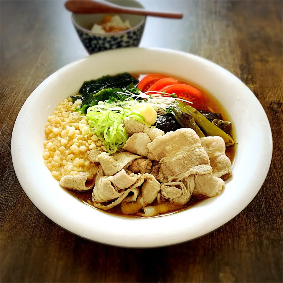 茄子と豚バラ冷やしたぬき冷麦|プチテンよすさん