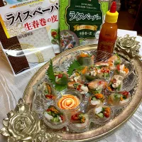 ライスペーパー＊エビ🦐ササミ  ＊胡瓜🥒人参🥕パプリカ🫑トマト🍅シラチャーマヨ|henryさん