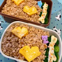 鶏そぼろ弁当|キヨさん