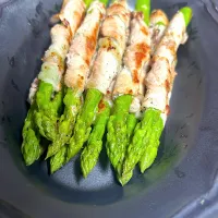 アスパラの肉巻き💚🤎|kuulei-tkrmmさん
