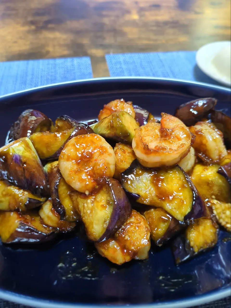 海老と茄子のオイスターソース炒め|闇夜の狸さん